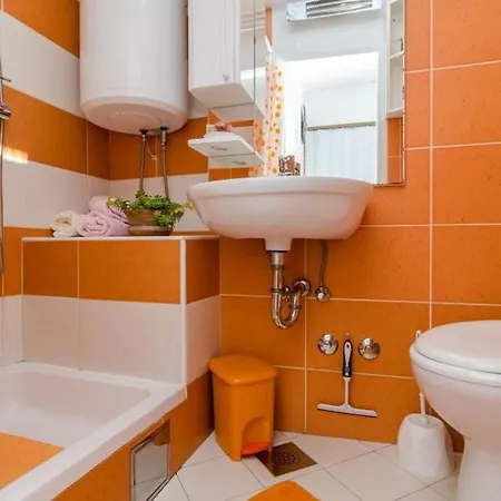 Lavanda & Ruzmarin - Double With Private External Bathroom Apartment